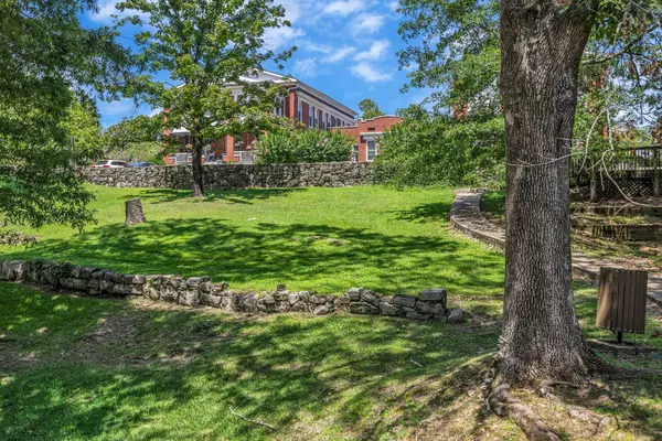 Chickamauga, GA 30707,16 Euclid AVE