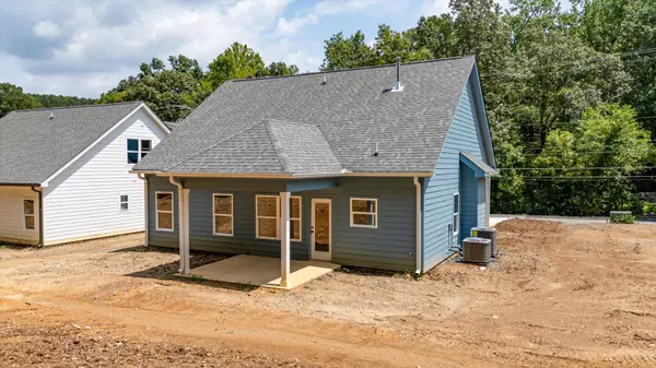 Ooltewah, TN 37363,4813 Green Shanty RD