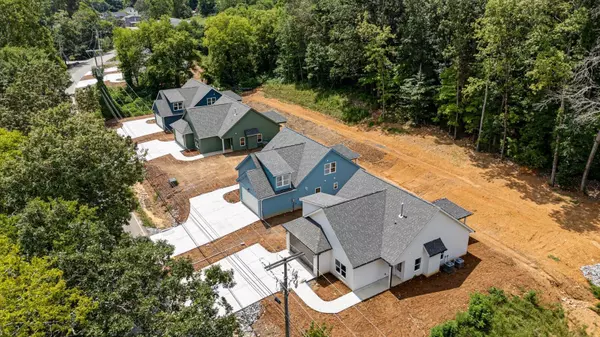 Ooltewah, TN 37363,4805 Green Shanty RD