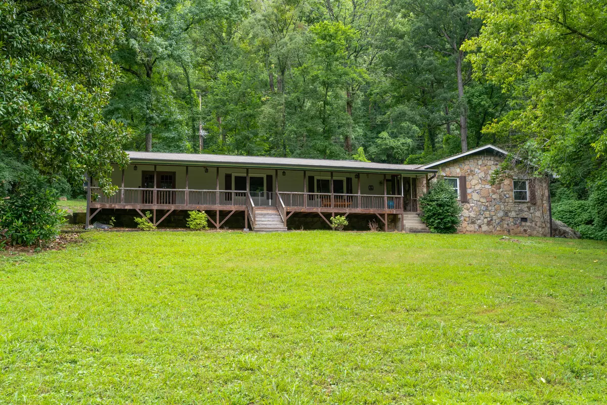 Signal Mountain, TN 37377,1425 Palisades RD