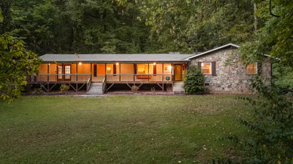1425 Palisades RD, Signal Mountain, TN 37377