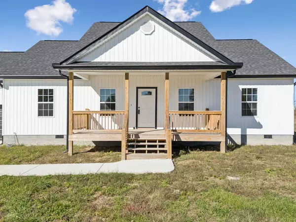 Trenton, GA 30752,900 Michaels RD