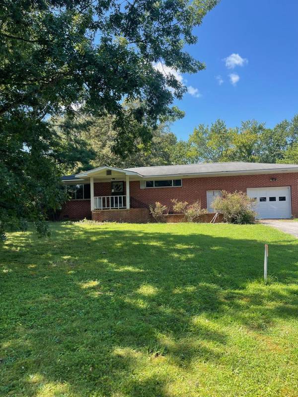 9543 Brainerd RD, Chattanooga, TN 37421