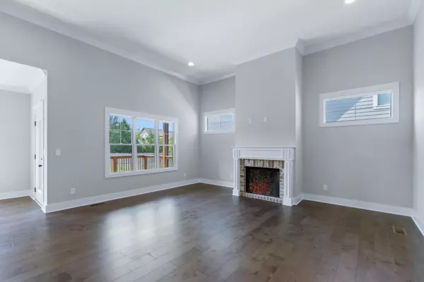 Hixson, TN 37343,7582 Paxton CIR