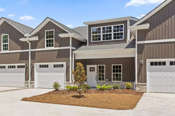 Hixson, TN 37343,5963 Winding LN