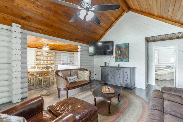 Lafayette, GA 30728,635 Cook RD