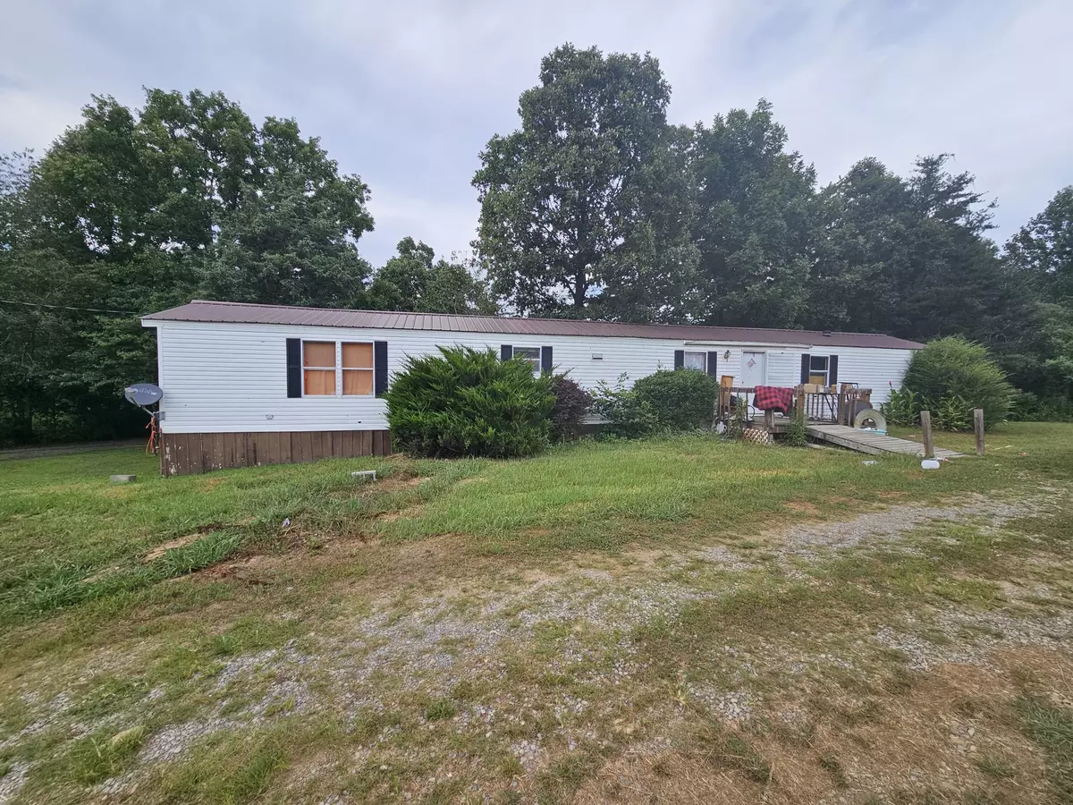 Tellico Plains, TN 37385,192 Graham LOOP