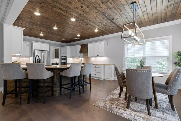 Apison, TN 37302,10356 Magnolia Farm DR