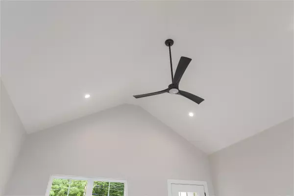 Chattanooga, TN 37419,125 Centro ST