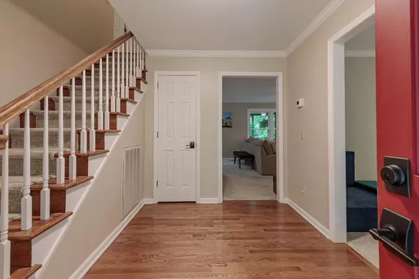Signal Mountain, TN 37377,4705 Creek Point LN
