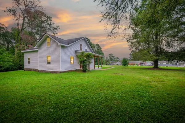 Chattanooga, TN 37412,5601 State Line RD