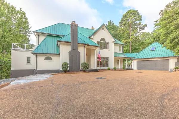 Signal Mountain, TN 37377,3572 Setting Sun DR