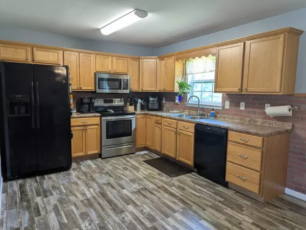 Dayton, TN 37321,207 Giles DR