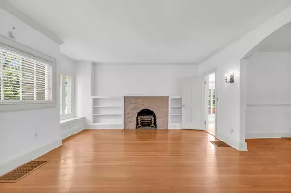 Chattanooga, TN 37411,3440 Alta Vista DR