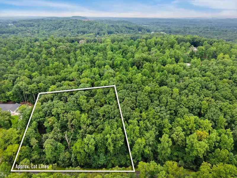 3093 Hidden Lake RD, Dalton, GA 30721