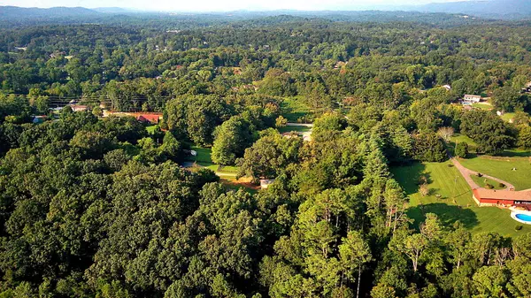 Hixson, TN 37343,1343 Thrasher PIKE