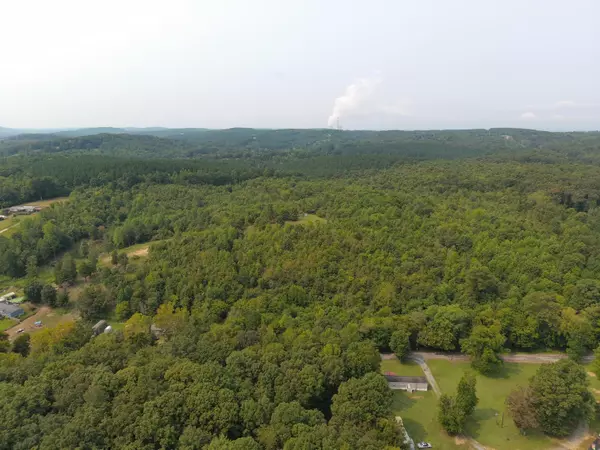 Ten Mile, TN 37880,417 Womac Hollow RD