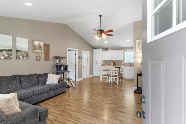 Soddy Daisy, TN 37379,11673 Walker RD