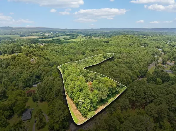 Tunnel Hill, GA 30755,1070 Valley WAY