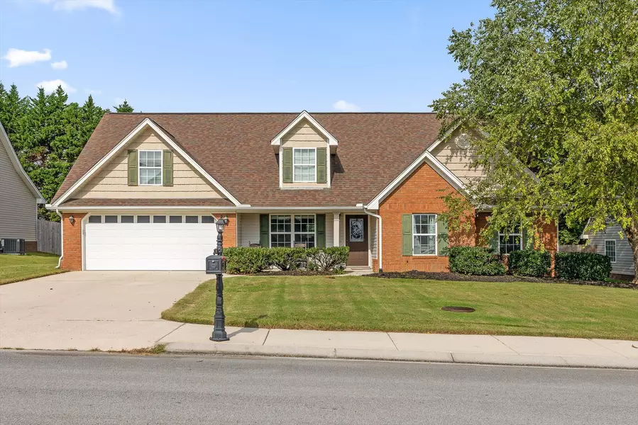87 Live Oak RD, Ringgold, GA 30736
