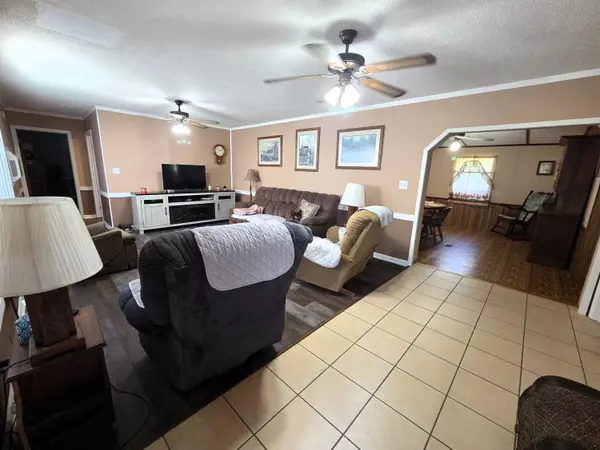 Trenton, GA 30752,616 Stallings RD