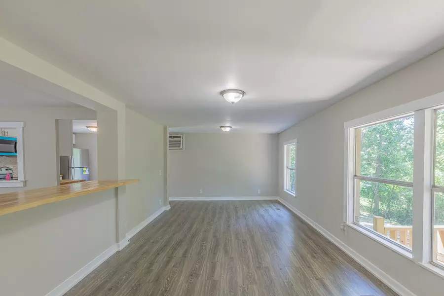 391 Potts RD, Ringgold, GA 30736
