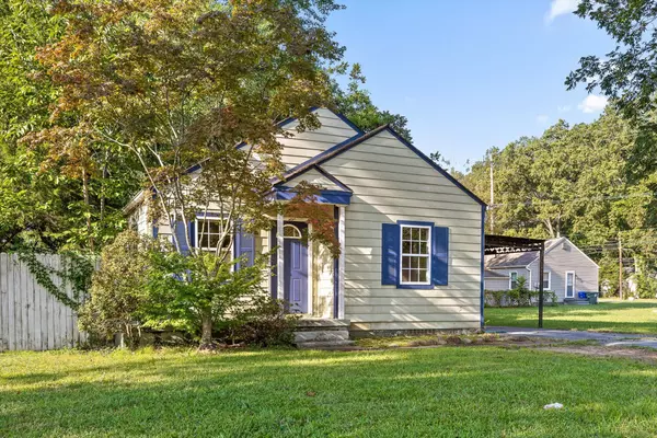 Chattanooga, TN 37411,4902 Cameron LN