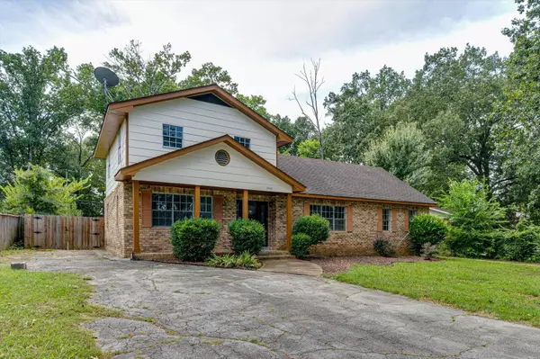 Chattanooga, TN 37411,5520 Spring Garden LN
