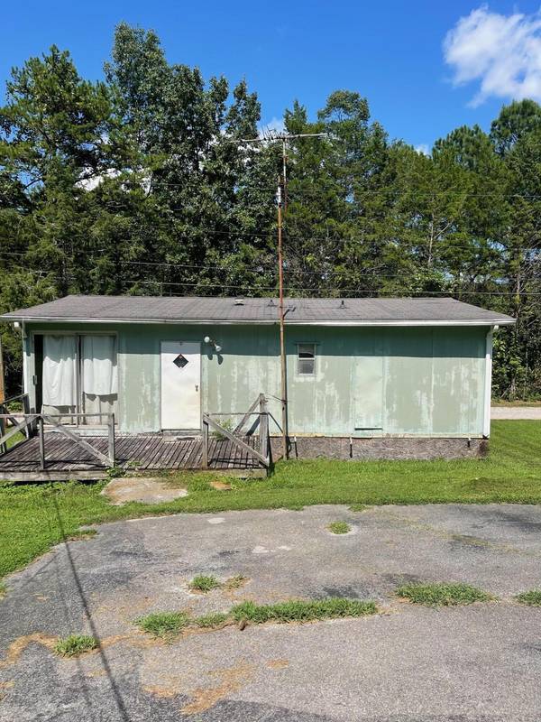 9537 Brainerd RD, Chattanooga, TN 37421