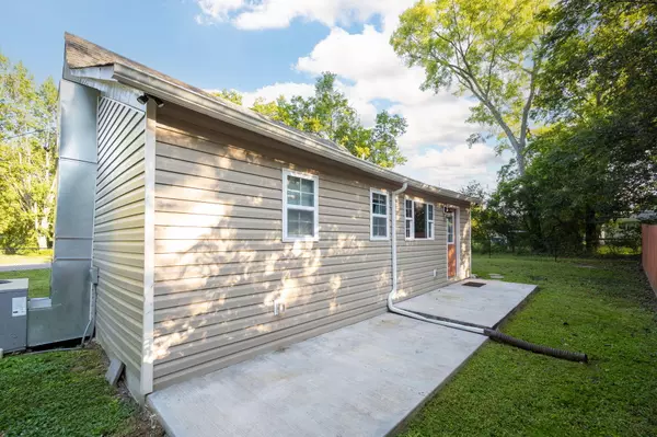 Rossville, GA 30741,916 Logan AVE