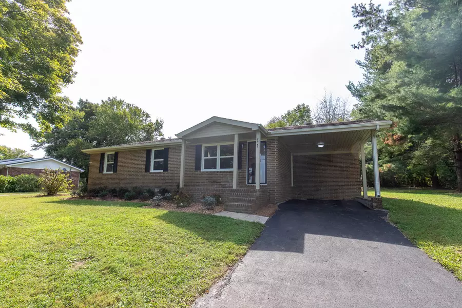 4472 Spencer RD, Rock Island, TN 38581