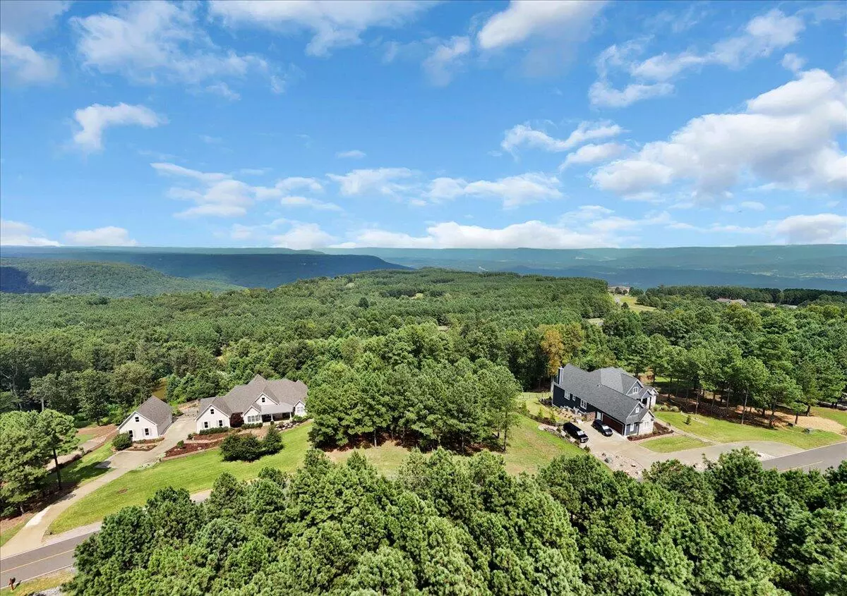 Jasper, TN 37347,440 Lookout View DR