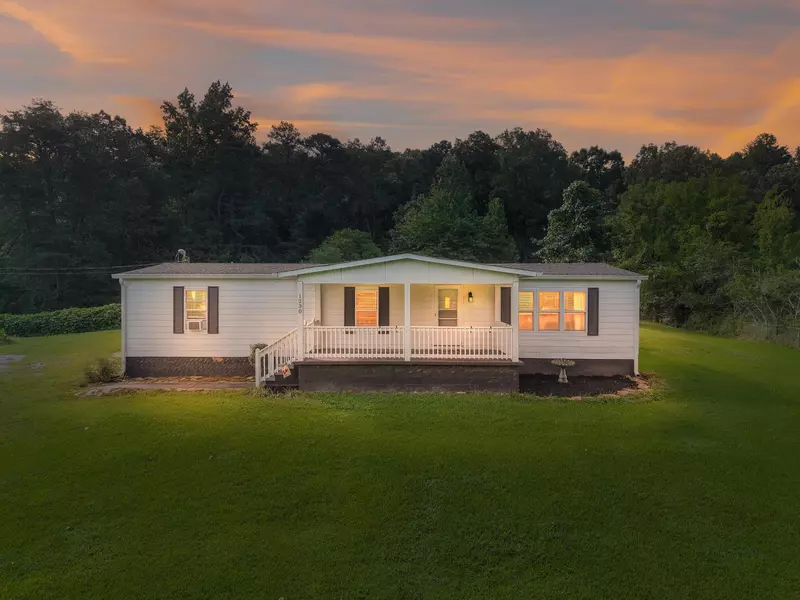 1230 Green Pond RD, Soddy Daisy, TN 37379