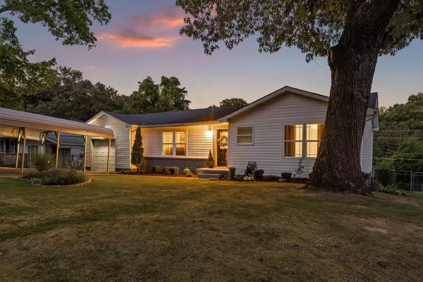 Hixson, TN 37343,1237 Cranbrook DR