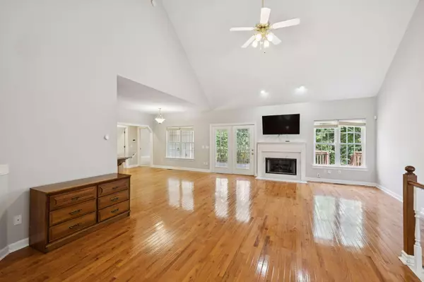Harrison, TN 37341,7435 Coastal DR