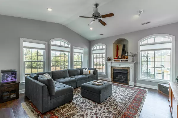 Chattanooga, TN 37419,509 Renaissance CT