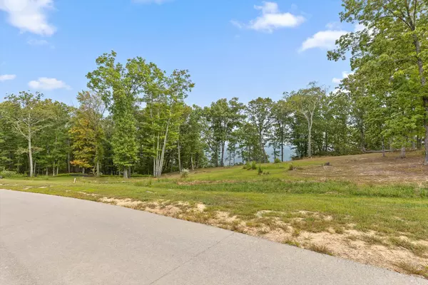 Chattanooga, TN 37419,3474 Limelight LN