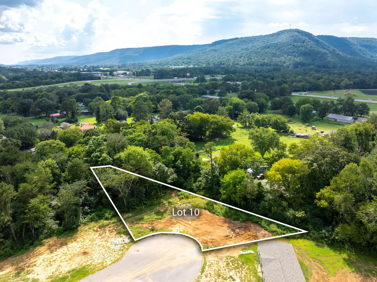 Dunlap, TN 37327,448 Angel Oak DR