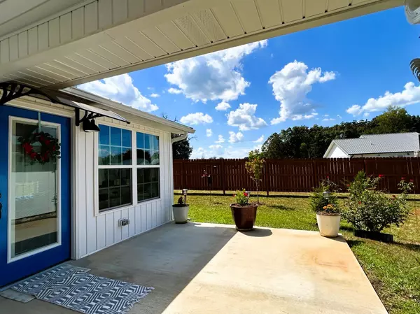 Madisonville, TN 37354,1202 Tellico Street