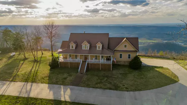 4223 Sunset DR, Rising Fawn, GA 30738
