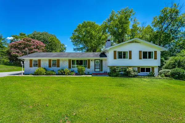 2100 Peerless RD, Cleveland, TN 37311