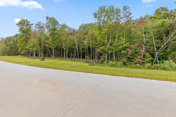 Chattanooga, TN 37419,3274 River Gorge DR