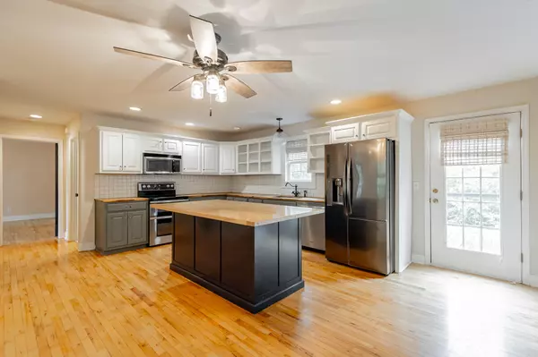 Ringgold, GA 30736,330 Battlefield CIR