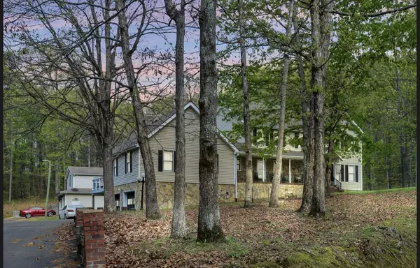 4601 Howardsville RD, Apison, TN 37302