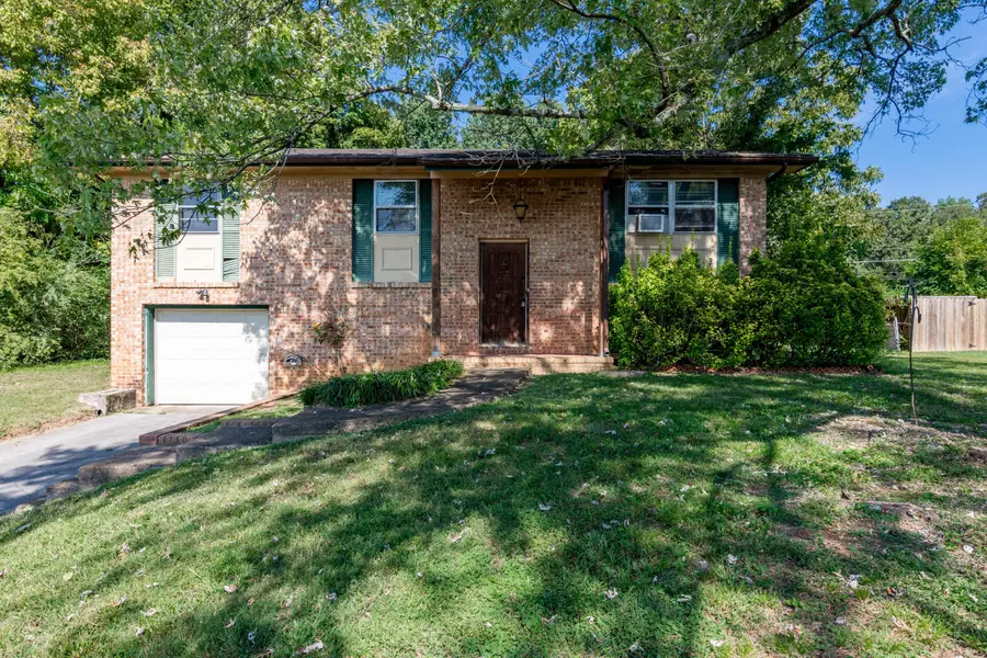 7005 Sterling RD, Hixson, TN 37343