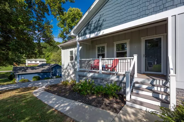 Soddy Daisy, TN 37379,9146 Woodoak RD