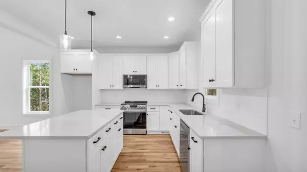 Soddy Daisy, TN 37379,1344 Spitzy LN