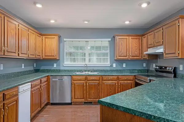 Dayton, TN 37321,189 Lauren LN