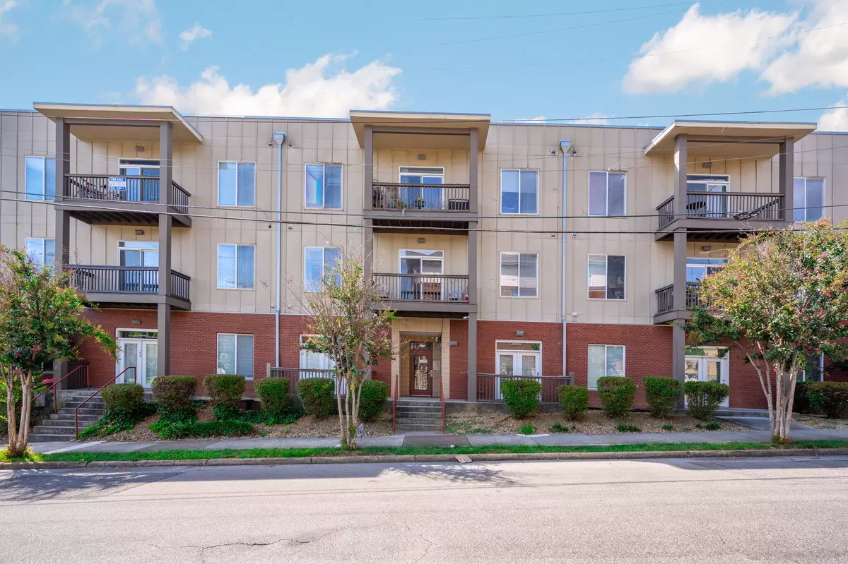 Chattanooga, TN 37403,863 Flynn ST