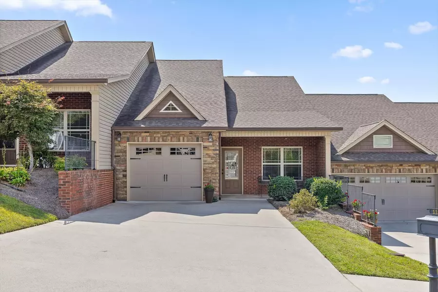 118 Hillhouse LN, Ringgold, GA 30736